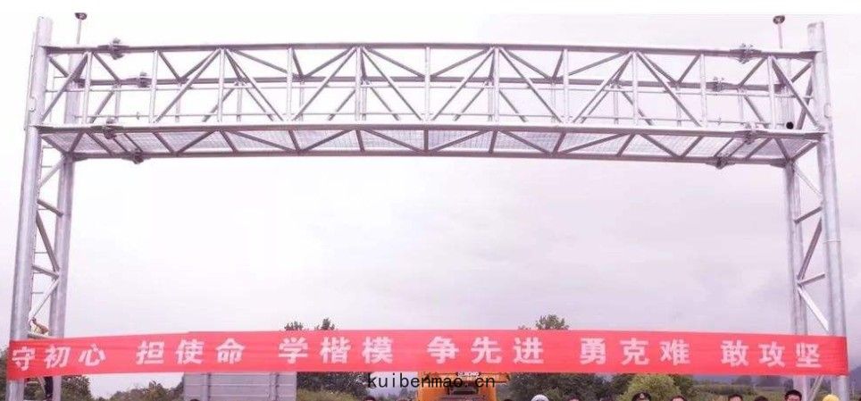 高(gāo)速(sù)公路etc門架製(zhì)作生產實(shí)例